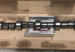 Se vende arbol de levas 310 y polea regulable