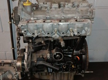 Motor clio sport 182