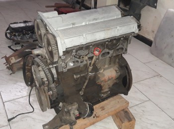 Motor 2000 16v  seat  124