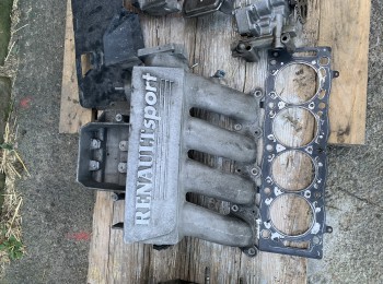 Se vende despiece de motor de clío sport 182 bcd 