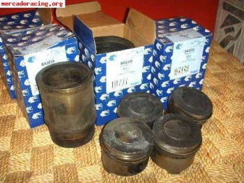 Vendo pistones y camisas 205 rallye,+embrague y escape