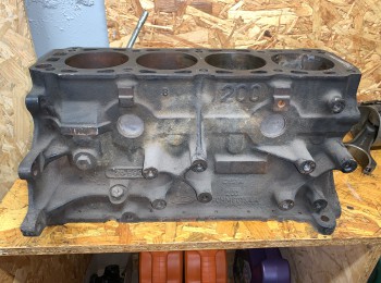 Ford cosworth yb 200 block
