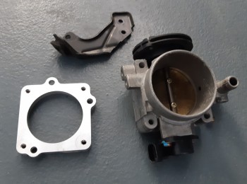 Colector aluminio c2 vts   mariposa 60mm   adaptador