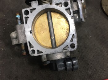 Mariposa clio sport por cable 