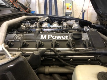 Bmw m88/3 m5 e28 1986 engine/gearbox