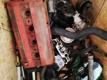 Gran lote de piezas 205 gti y 405 mi16