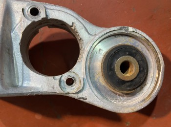 Soporte motor 205 rally