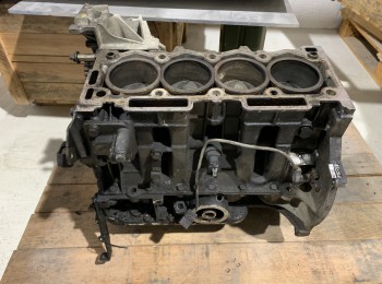 Bloque 205 rallye tu24