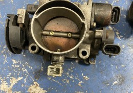 Mariposa citroen saxo 16v 