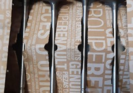 Se venden cuatro válvulas para motor de clio sport