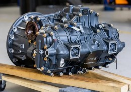 Xtrac 7-speed transaxle for pagani huayra