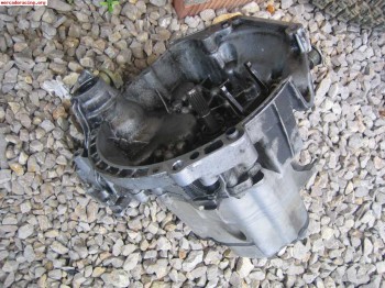 Vendo 2 cajas de cambio  de 106 o saxo