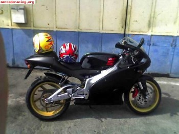 Cambio mi coche y moto por algo interesante.acepto cambios d