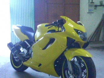 Vendo honda cbr 600 f del 2000 modificada