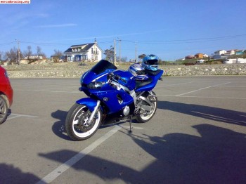 Se vende yamaha yzf r6