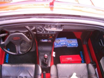 205 gti muy bonito. acepto cambio por moto de 600cc. 