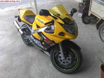 Suzuki gsxr 600 del 2002, vendo o cambio.