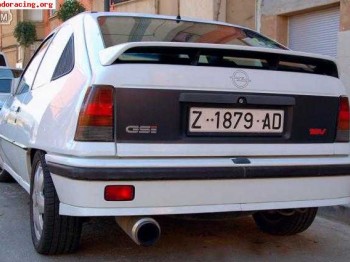 Opel kadet gsi 16v y yamaha yzf 750