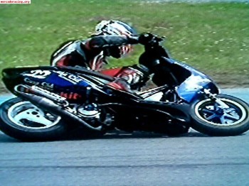 Se vende o cambia yamaha jog rr,lista para temporada 2009