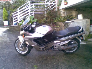Se vende o cambia pero mejor cambio gsx f750