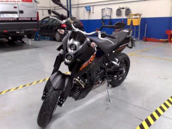 Se vende o cambia ktm 690 duke black edition  - 2009