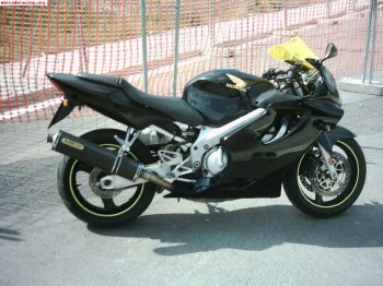 Vendo cbr 600f por culpa de la crisis