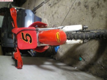 ´´´´ se vende cr 250 de cros 2 tiempos ocasion 1000euros´´´´