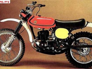 Montesa enduro 250 del 74 documentada