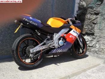 Se vende  derbi gpr 50 replia pedrosa decoracion unica
