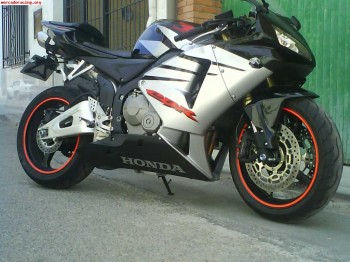 Vendo o cambio honda cbr 600 rr 