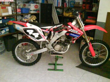 Crf 250 2005   2300€
