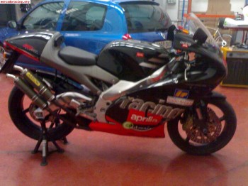 Aprilia rs 250 con arrows
