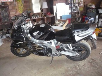 Honda cbr 900cc rr 4000€ venta o cambio