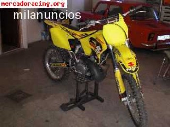 Se vende o se cambia suzuki rm 250