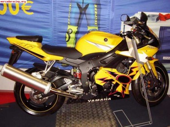 Vendo o cambio  por algo que me interese r6 2005 valentino r