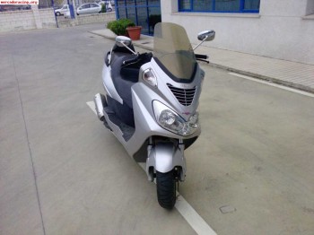 Vendo daelim s-2 de 250 cc