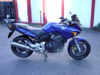 Se vende honda cbf 600 sa
