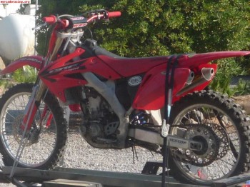 Se vende honda cr 250f (cross) año 2006