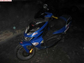 Aprilia sr 50 200€