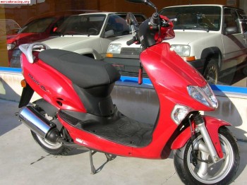 Vendo kymco vitality de 50 c.c. o cambio por kart