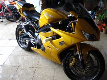 Ktm 690 supermoto se vende o se cambia por moto de carretera