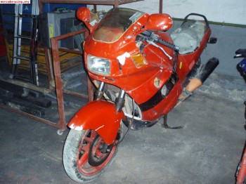 Vendo honda cbr de 1000cc en 600 euros