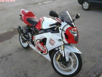 Suzuki gsxr 600  05  5000 euros