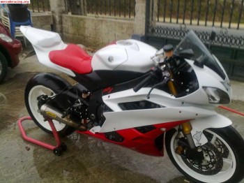 Se vende yamaha r6 