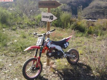 Se vende o se cambia moto