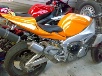 Yamaha r1 del 2001