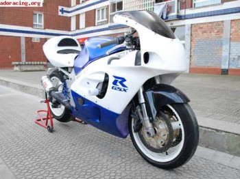Venta o cambio - suzuki gsxr 750i  01 circuito