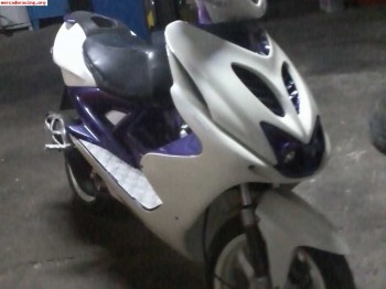 Vendo yamaha aerox 50cc  1000€