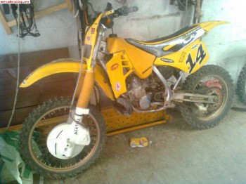 Suzuki rmz 250 por 700€