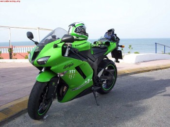 Kawasaki 2007 11.000kms 5.600€